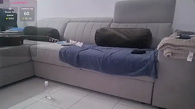 Meriozoro online show from 10/10/25, 06:51