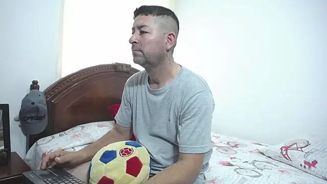 ambar jacksonn online show from 09/23/25, 09:07