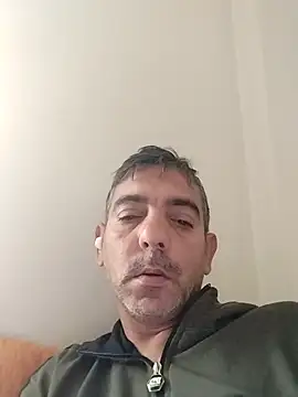 Snapshot of Egemen2245 chatting on 11/07/25, 07:41 Egemen2245 online show from 11/07/25, 07:41