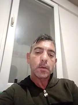 Snapshot of Egemen2245 chatting on 11/07/25, 07:47 Egemen2245 online show from 11/07/25, 07:47