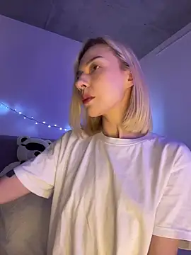  urbestie  online show from 04/19/26, 09:50