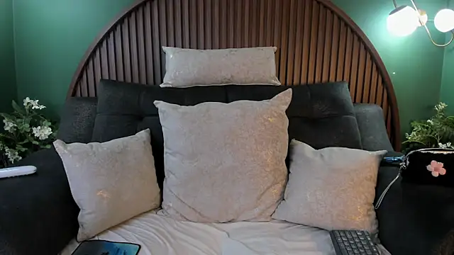 shannel  queen online show from 04/02/26, 08:06