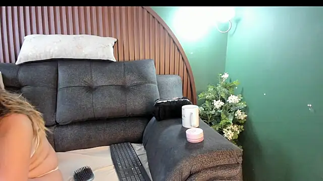 shannel  queen online show from 05/07/26, 07:30
