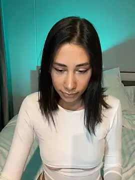 Snapshot of Sophiehii chatting on 12/06/24, 10:16 Sophiehii online show from 12/06/24, 10:16