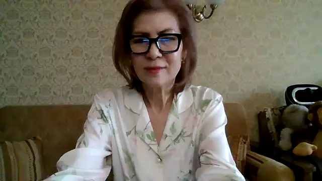 Elegant00Lady online show from 02/06/26, 06:18