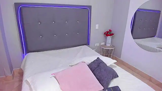 emma lye online show from 02/08/25, 09:04