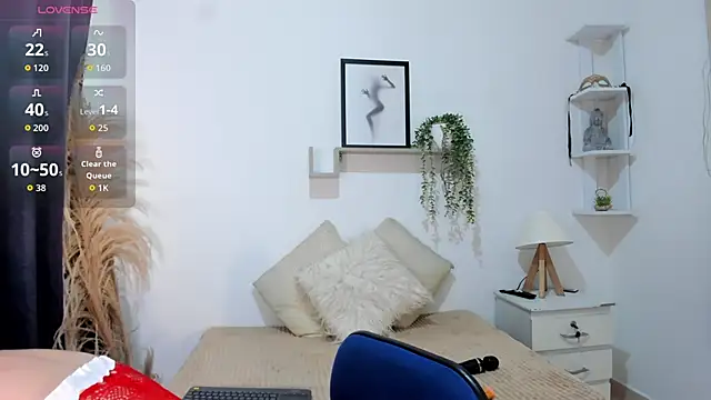 Abigail 29 online show from 11/13/25, 12:15