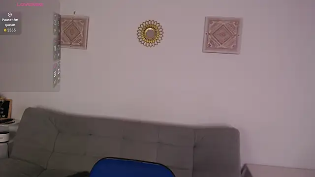 Abigail 29 online show from 11/21/25, 12:04