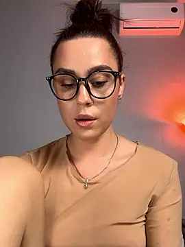 MiaNell online show from 01/15/26, 09:07