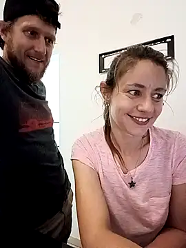 Missmesexycouple69 online show from 11/21/25, 03:33