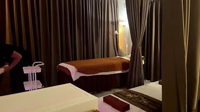 chih515 online show from 12/23/25, 06:22