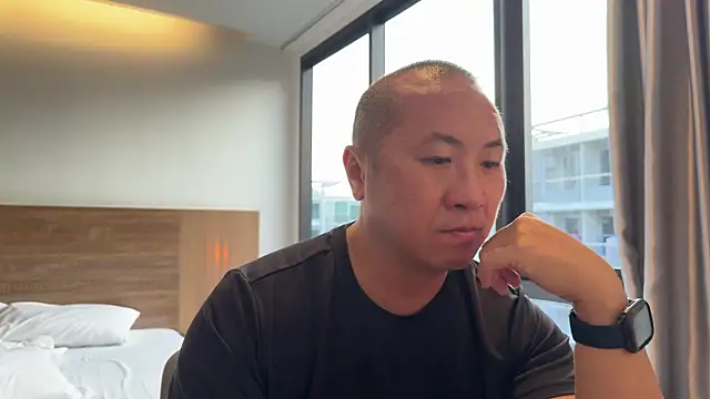 chih515 online show from 04/12/26, 12:04