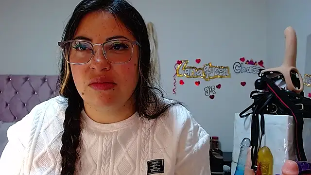 lanaqueen699 online show from 09/30/25, 12:43