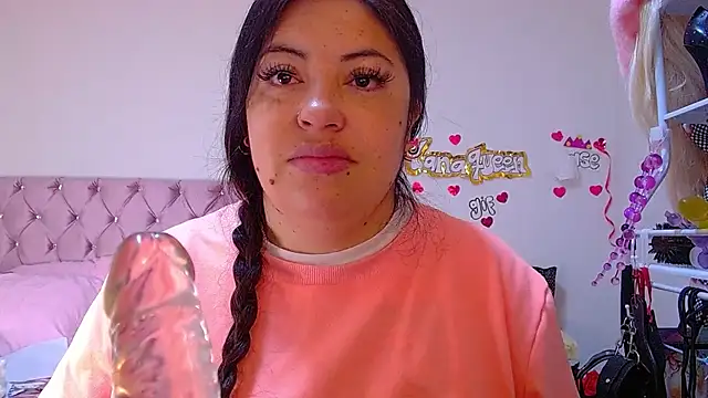 lanaqueen699 online show from 07/08/26, 12:20