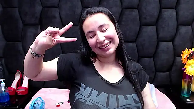 NaomyPrinces online show from 09/30/25, 03:06