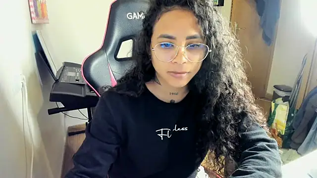 Ama music online show from 10/31/25, 09:43