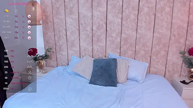 Katrina baurii online show from 02/26/25, 04:24