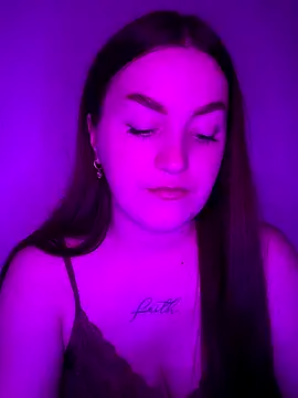 lera2022 online show from 09/30/25, 05:29