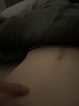 Snapshot of Nicky-98 chatting on 12/27/24, 12:29 Nicky-98 online show from 12/27/24, 12:29