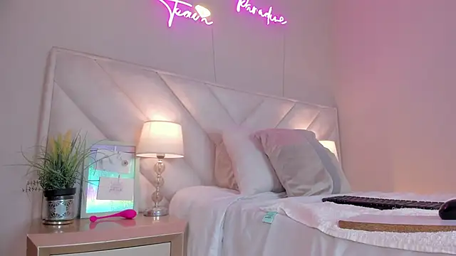  angela x online show from 02/07/26, 11:25