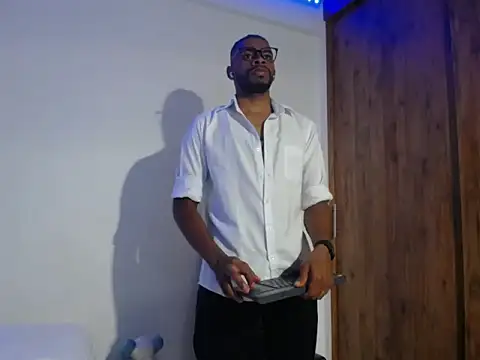 GerardSmitt online show from 09/26/25, 03:43