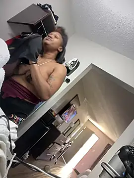 PrettyGal Tingz online show from 02/02/25, 07:46