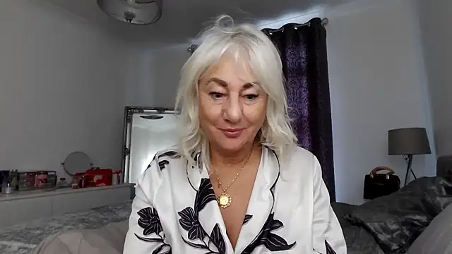 TanyaTaylor45 online show from 02/08/26, 09:34