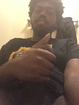 Snapshot of Jasontv56 chatting on 10/29/25, 04:37 Jasontv56 online show from 10/29/25, 04:37