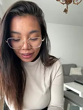 NaughtyMe online show from 12/17/24, 07:40