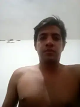 Snapshot of LiosArmando420 chatting on 11/18/25, 12:05 LiosArmando420 online show from 11/18/25, 12:05