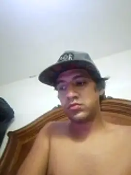 Snapshot of LiosArmando420 chatting on 05/22/26, 08:03 LiosArmando420 online show from 05/22/26, 08:03