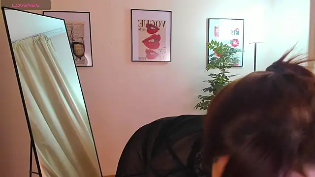 VanessaSmuth online show from 09/19/25, 01:51