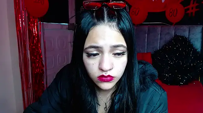 Violettasquirt online show from 02/26/25, 04:03