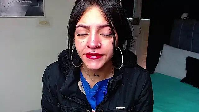 Violettasquirt online show from 02/26/26, 01:32