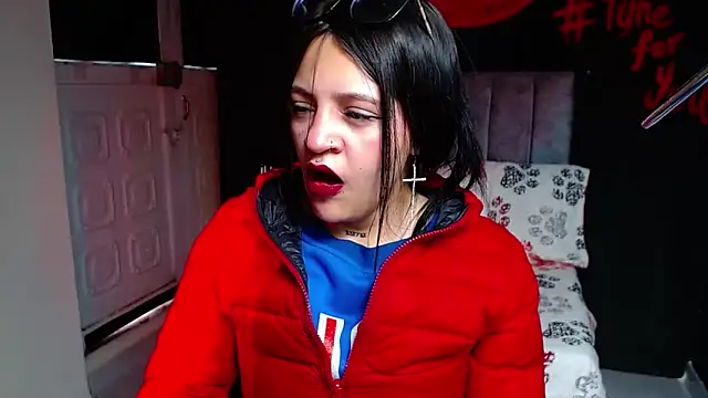 Violettasquirt online show from 04/09/26, 01:38