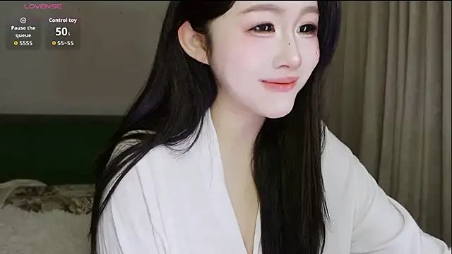 Hazel-11 online show from 02/02/26, 01:43