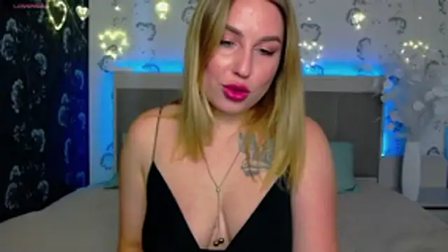 KisssAmmeli online show from 06/13/26, 12:14