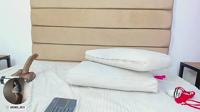 sally rosses online show from 11/10/25, 03:44