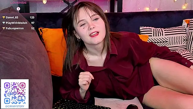 CiriRianonn online show from 02/27/25, 10:37