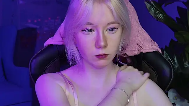 NancyMartinez online show from 01/19/25, 05:05