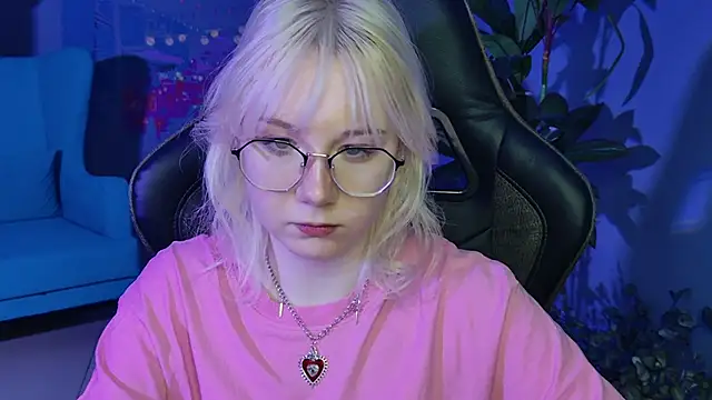 NancyMartinez online show from 02/18/25, 08:16