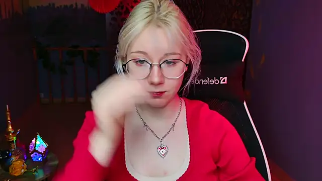 NancyMartinez online show from 02/19/25, 05:05