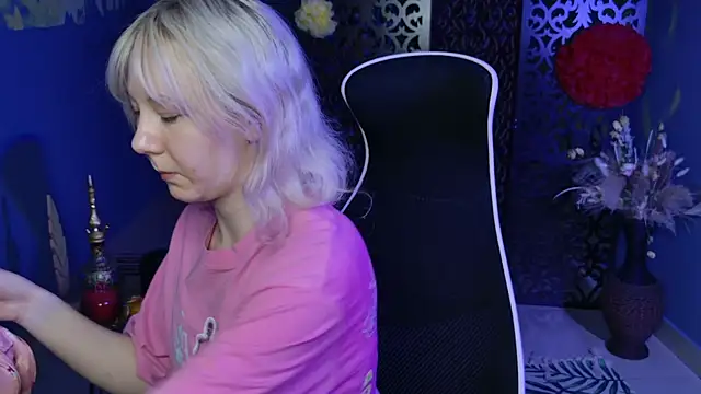 NancyMartinez online show from 03/19/25, 05:08