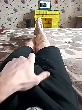 Snapshot of red_red00 chatting on 02/09/25, 10:09 red red00 online show from 02/09/25, 10:09