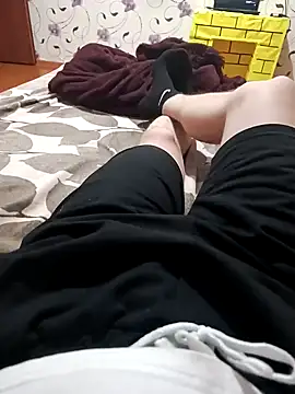 Snapshot of red_red00 chatting on 02/11/25, 07:16 red red00 online show from 02/11/25, 07:16