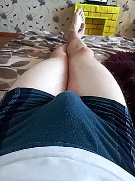 Snapshot of red_red00 chatting on 03/20/25, 09:26 red red00 online show from 03/20/25, 09:26