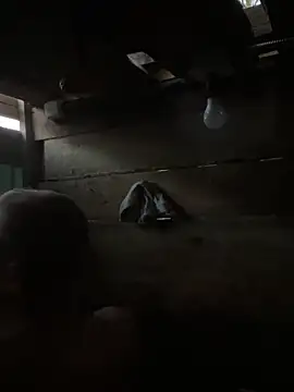 Snapshot of red_red00 chatting on 09/22/25, 03:36 red red00 online show from 09/22/25, 03:36