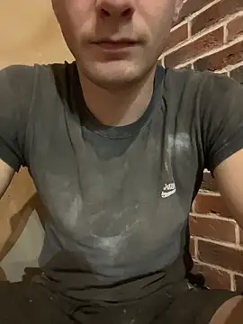 Snapshot of red_red00 chatting on 11/06/25, 02:40 red red00 online show from 11/06/25, 02:40