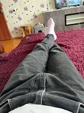 Snapshot of red_red00 chatting on 02/24/26, 09:40 red red00 online show from 02/24/26, 09:40