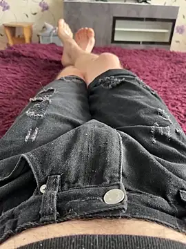 Snapshot of red_red00 chatting on 02/25/26, 07:51 red red00 online show from 02/25/26, 07:51